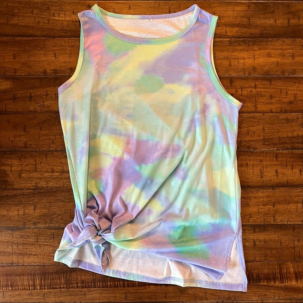 ⚡️3/$20 Tie Dye Tank Muscle Shirt Top - NWOT - Women’s shirt - Medium